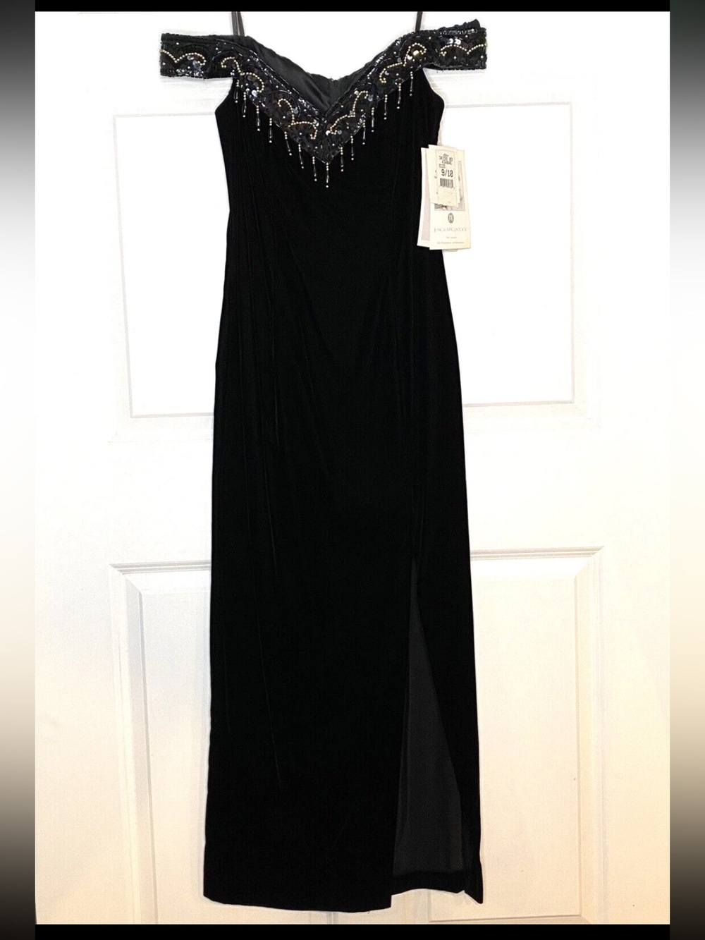 Vintage Jessica McClintock Gunne Sax Velvet V Neck Gown NOS Black Size 9-10